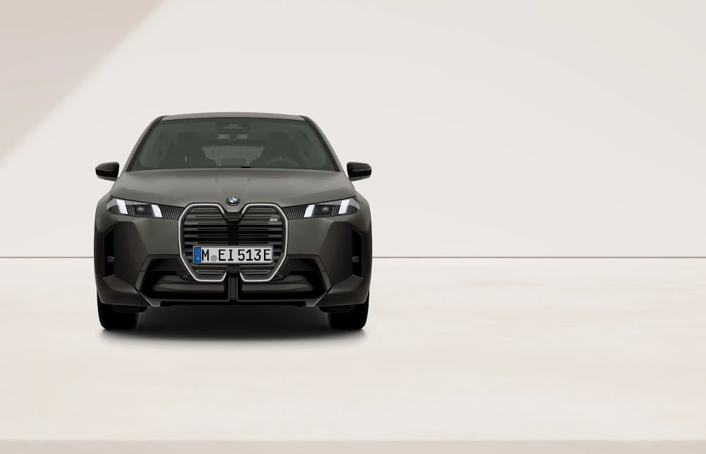 BMW iX M70 xDrive