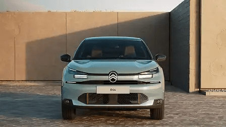 Citroën e-C4 156 Plus
