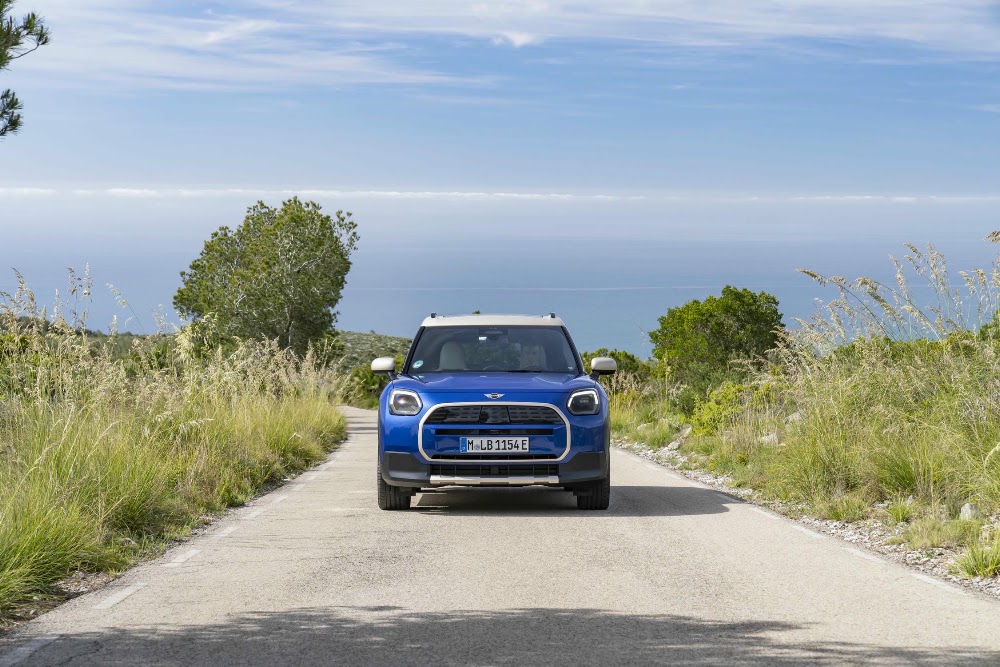 Mini Countryman E Essential Trim