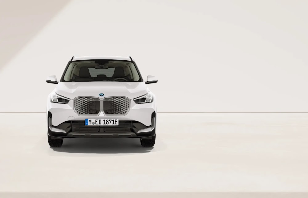 BMW iX1 xDrive30