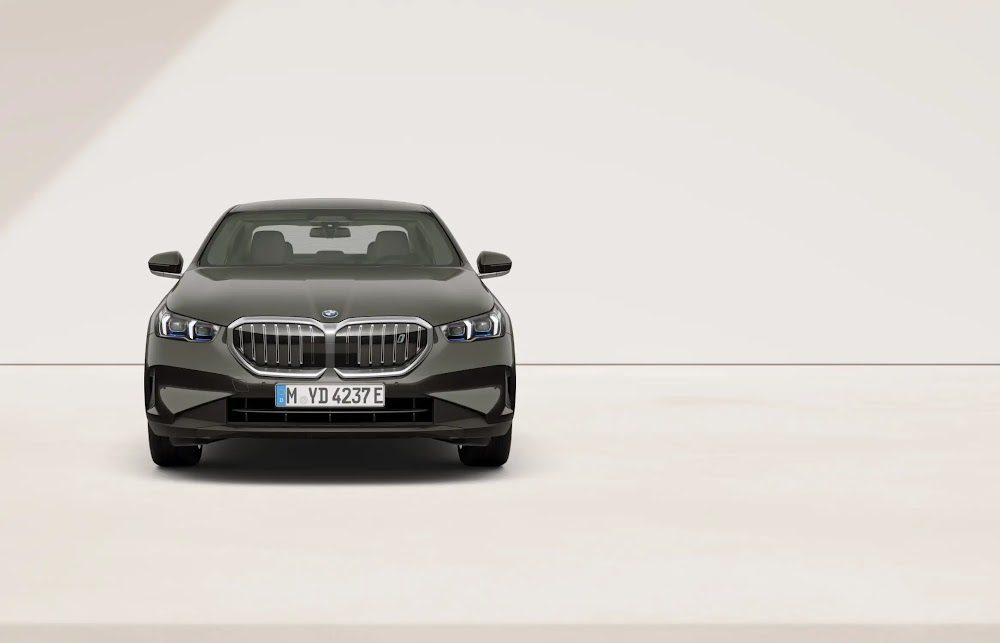 BMW i5 xDrive40
