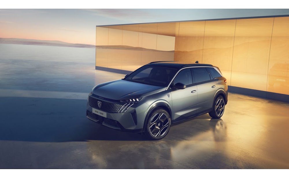Peugeot e-5008 210 Allure