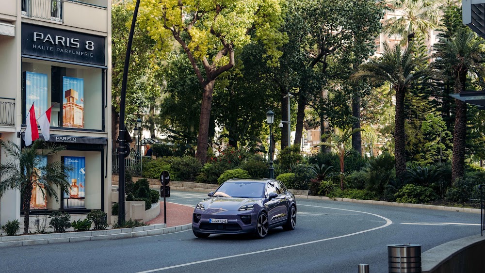 Porsche Macan 4S Electric