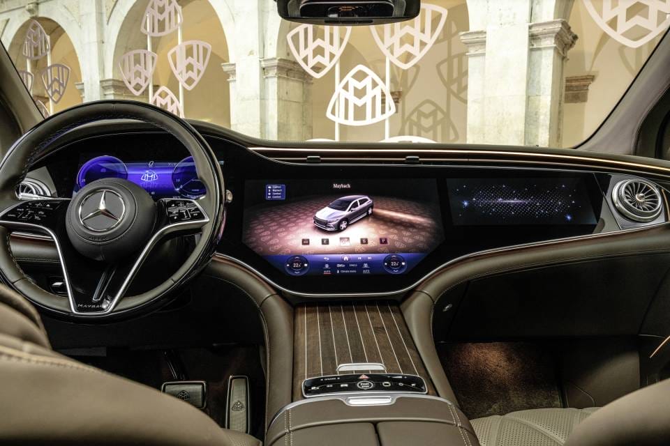Mercedes MAYBACH EQS 680 SUV