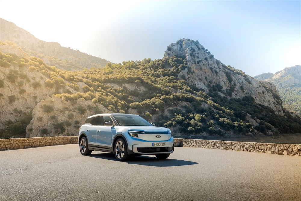 Ford Explorer Extended Range Select (79 kWh)