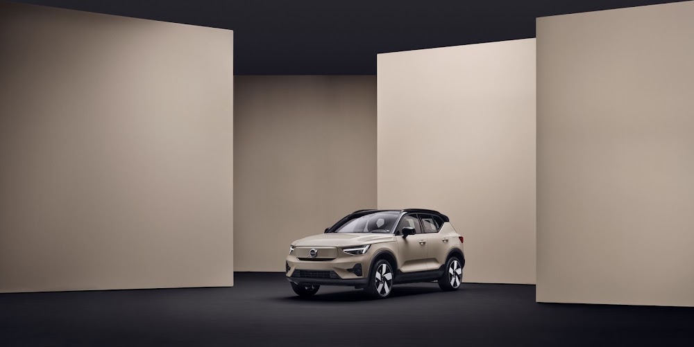 Volvo EX40 Twin Motor Plus AWD